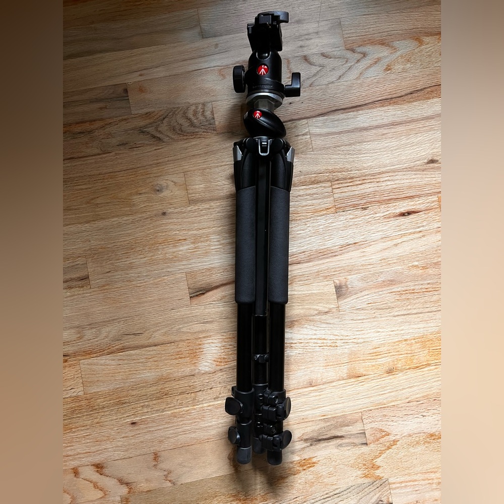 Manfrotto Tripod